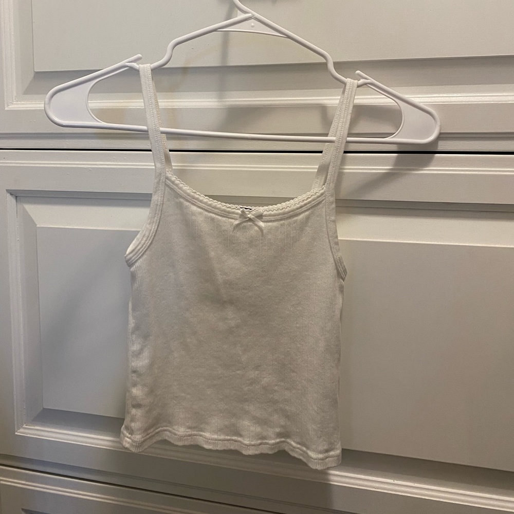 BASIC TEE WITH BOW